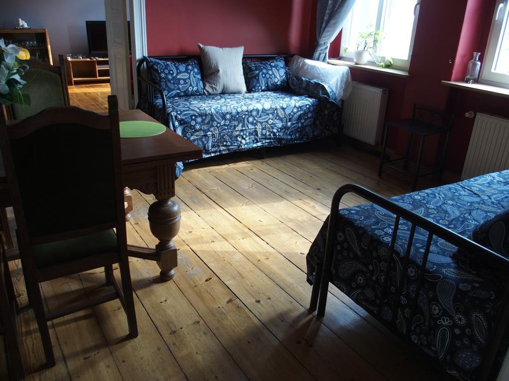 ポズナンRefined Flat In Jezyce Districtアパートメント エクステリア 写真