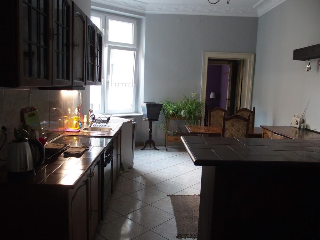 ポズナンRefined Flat In Jezyce Districtアパートメント エクステリア 写真
